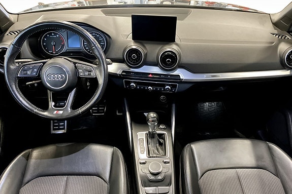 Audi Q2 7 of 16
