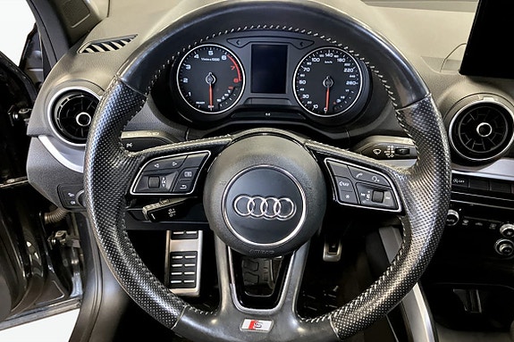 Audi Q2 12 of 16