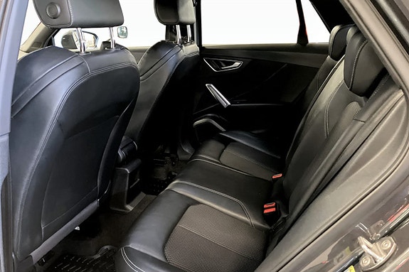 Audi Q2 14 of 16