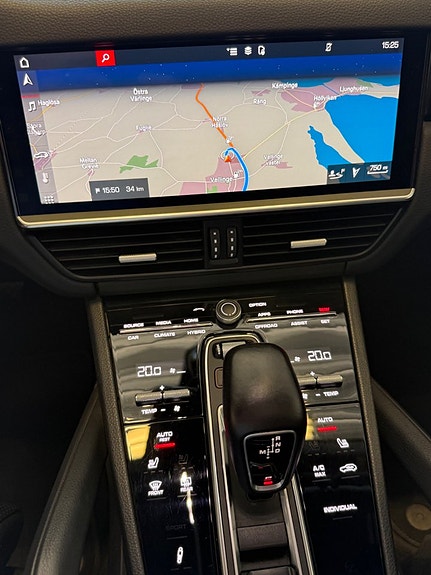 Porsche Cayenne 21 of 22
