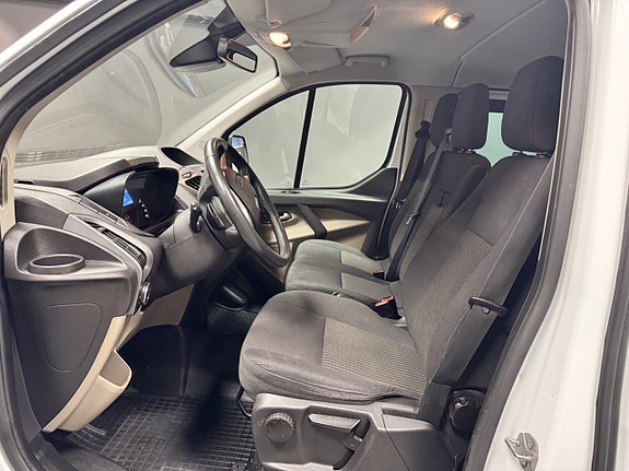 Ford Transit 7 of 10