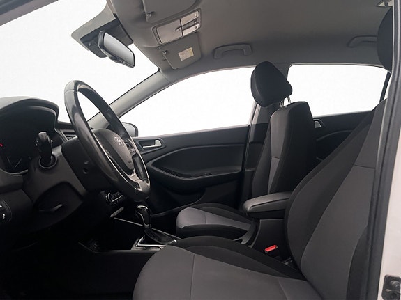 Hyundai i20 9 of 26