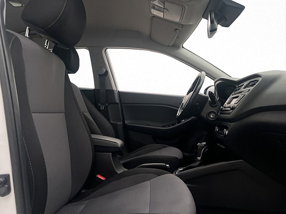 Hyundai i20 18 of 26