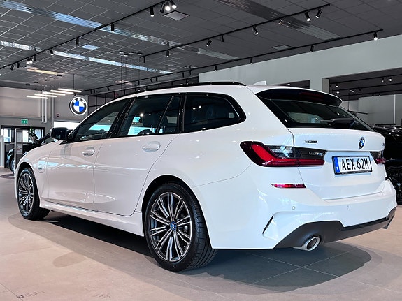 BMW 330e 6 of 20