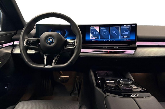 BMW i5 8 of 18