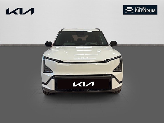Kia EV5 2 of 18