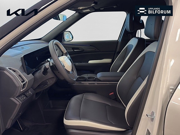 Kia EV5 8 of 18