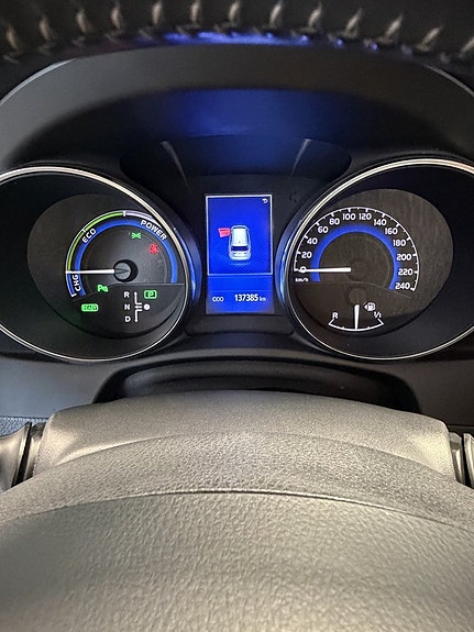 Toyota Auris 13 of 23
