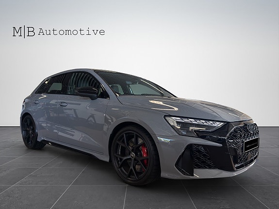 Audi RS3 8 of 23
