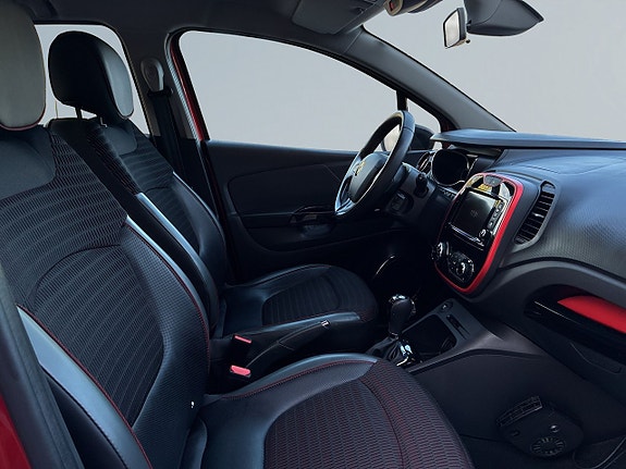 Renault Captur 10 of 21