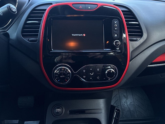 Renault Captur 11 of 21