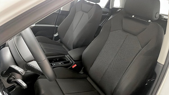 Audi Q3 8 of 13