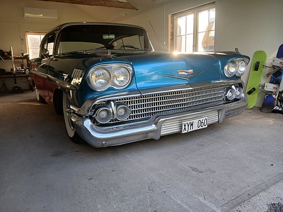 Chevrolet Bel Air 2 of 5