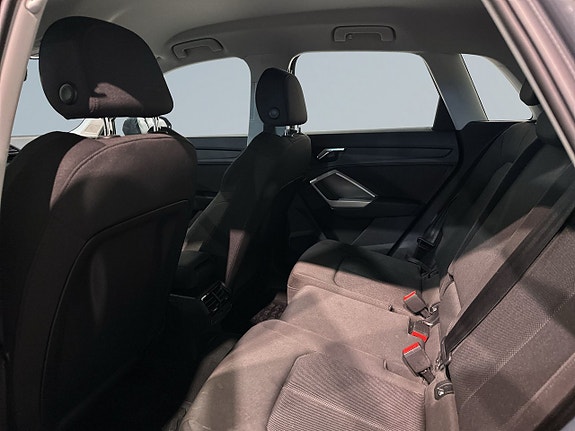 Audi Q3 13 of 20