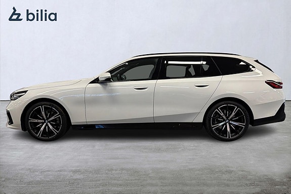 BMW 520d 3 of 18