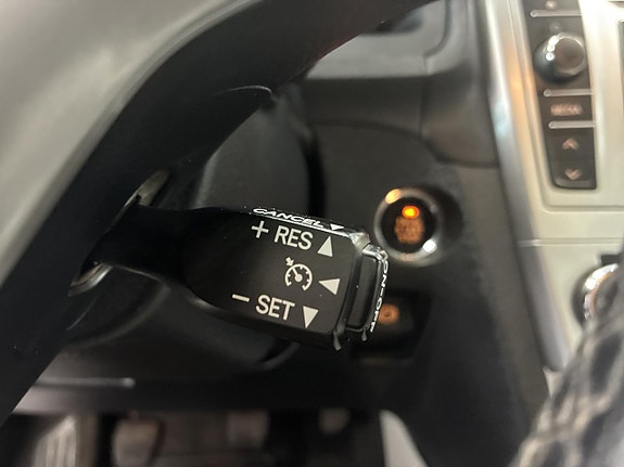 Toyota Avensis 14 of 29