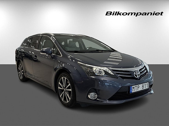 Toyota Avensis 3 of 29