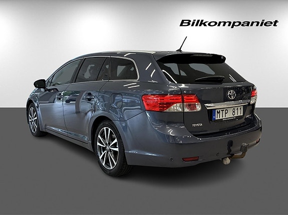 Toyota Avensis 6 of 29