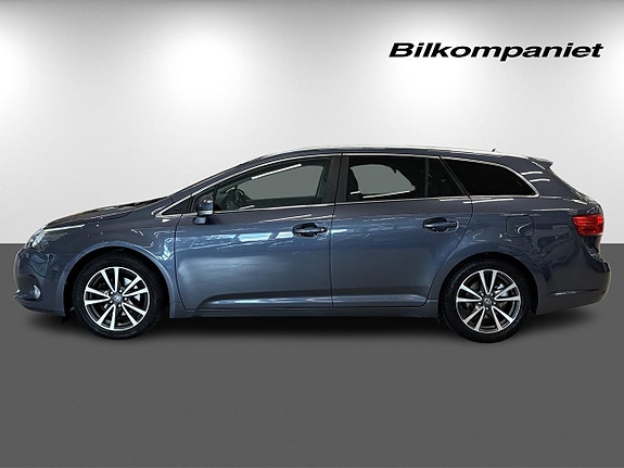 Toyota Avensis 4 of 29