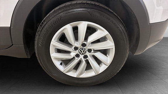 Volkswagen T-Cross 6 of 12