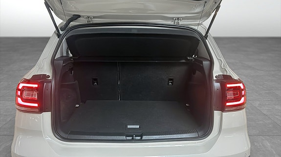 Volkswagen T-Cross 12 of 12