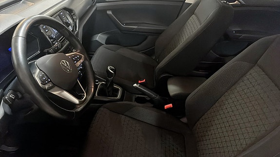 Volkswagen T-Cross 8 of 12