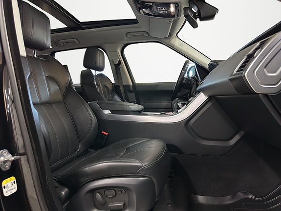 Land Rover Range Rover Sport 11 of 23
