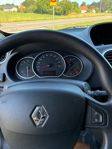 Renault Kangoo Express 8 of 8