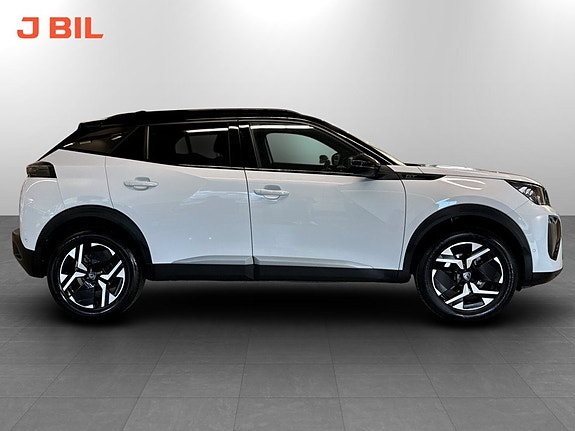 Peugeot 2008 16 of 17