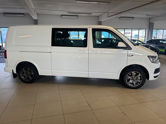 Volkswagen Transporter 3 of 9