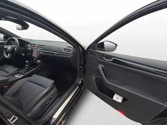 Skoda Superb 13 of 30