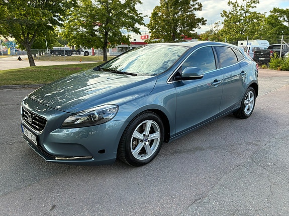 Volvo V40 2013