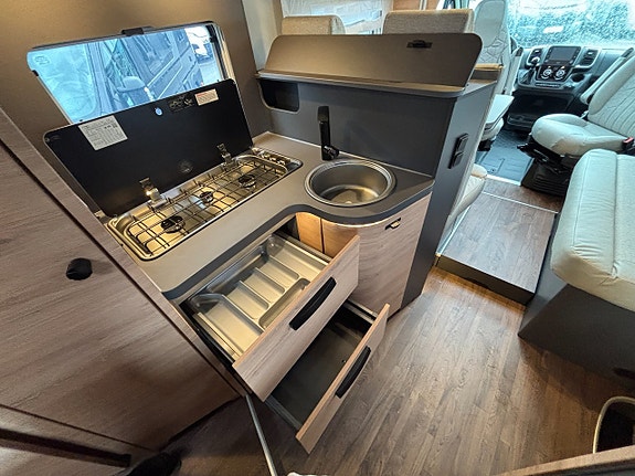 Knaus L!VE WAVE PLATINUM SELECTION 650 MF Franskbädd - Taksäng - Automat - Smidig&Rymlig - 6.94m 20 of 21