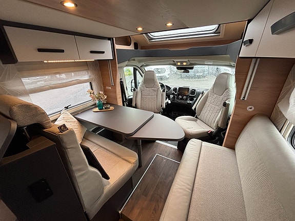 Knaus L!VE WAVE PLATINUM SELECTION 650 MF Franskbädd - Taksäng - Automat - Smidig&Rymlig - 6.94m 13 of 21