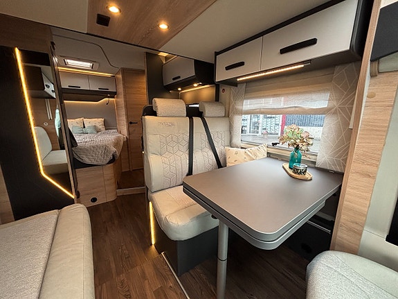 Knaus L!VE WAVE PLATINUM SELECTION 650 MF Franskbädd - Taksäng - Automat - Smidig&Rymlig - 6.94m 15 of 21