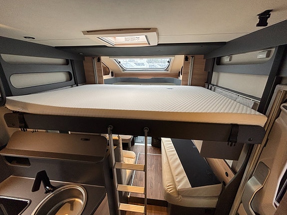 Knaus L!VE WAVE PLATINUM SELECTION 650 MF Franskbädd - Taksäng - Automat - Smidig&Rymlig - 6.94m 21 of 21