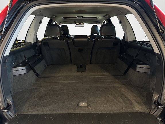 Volvo XC90 27 of 27