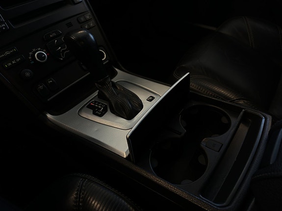 Volvo XC90 23 of 27