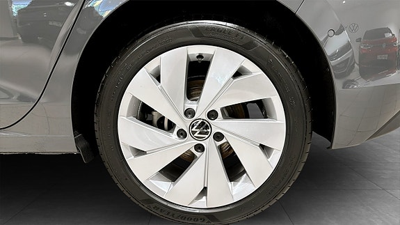 Volkswagen Golf I 6 of 23