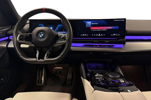 BMW i5 8 of 18
