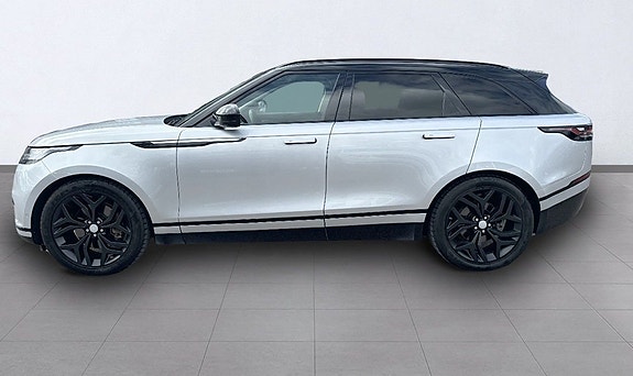 Land Rover Range Rover Velar 2 of 5