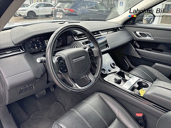 Land Rover Range Rover Velar 4 of 5