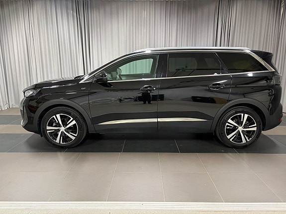 Peugeot 5008 2 of 16