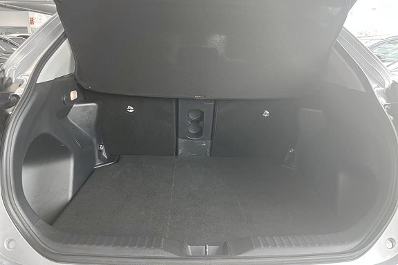 Toyota Yaris Cross 13 of 14