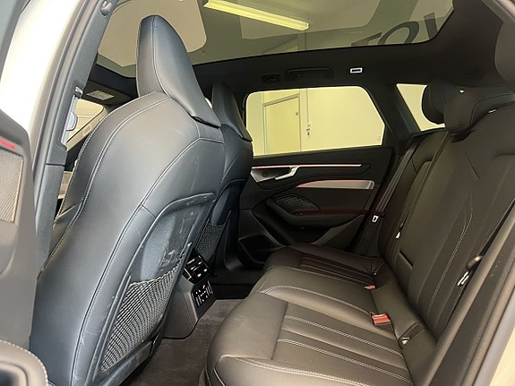 Audi A6 8 of 17