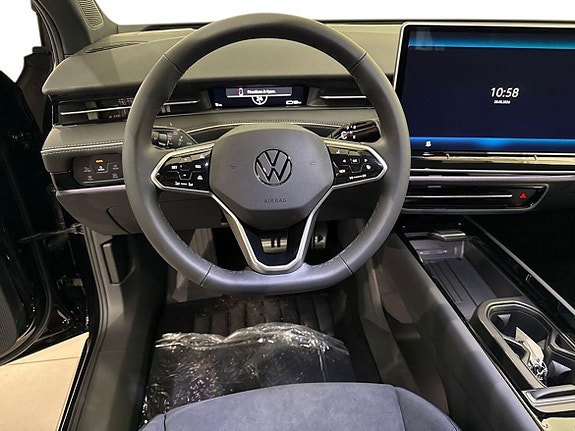 Volkswagen ID.7 7 of 12