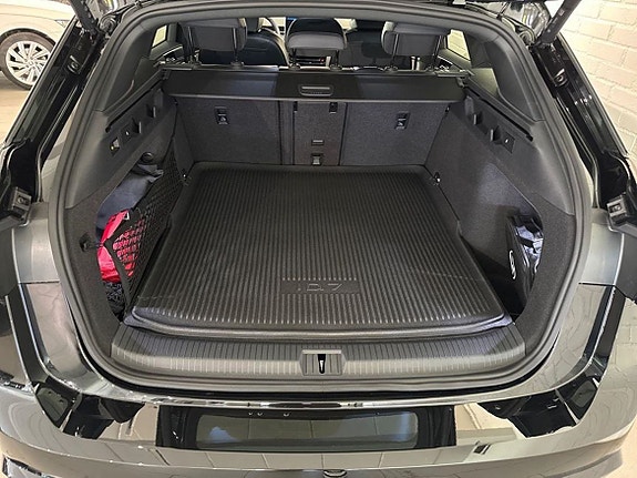 Volkswagen ID.7 12 of 12