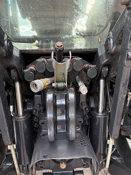 Valtra 6200 Hi-Trol / TwinTrac 9 of 12