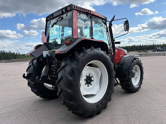 Valtra 6200 Hi-Trol / TwinTrac 6 of 12