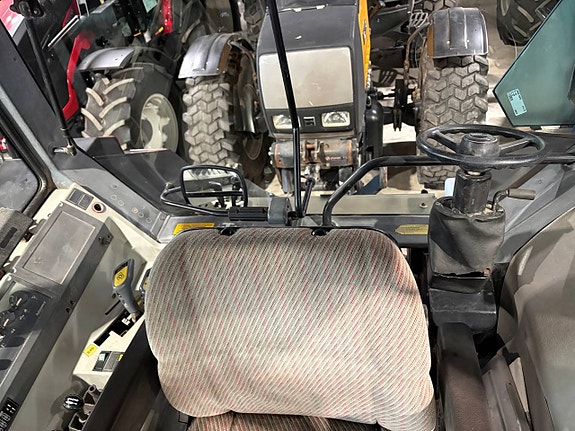 Valtra 6200 Hi-Trol / TwinTrac 11 of 12